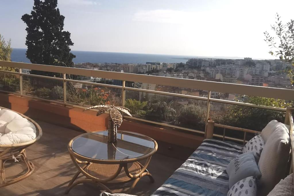 Appartement Nice Centre Vue Mer Avec Piscine Pour Famille, Couple D'Amis Pas De Groupes De Jeunes Autorises Exterior photo